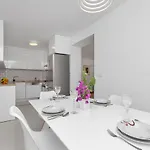 Lara Apartament